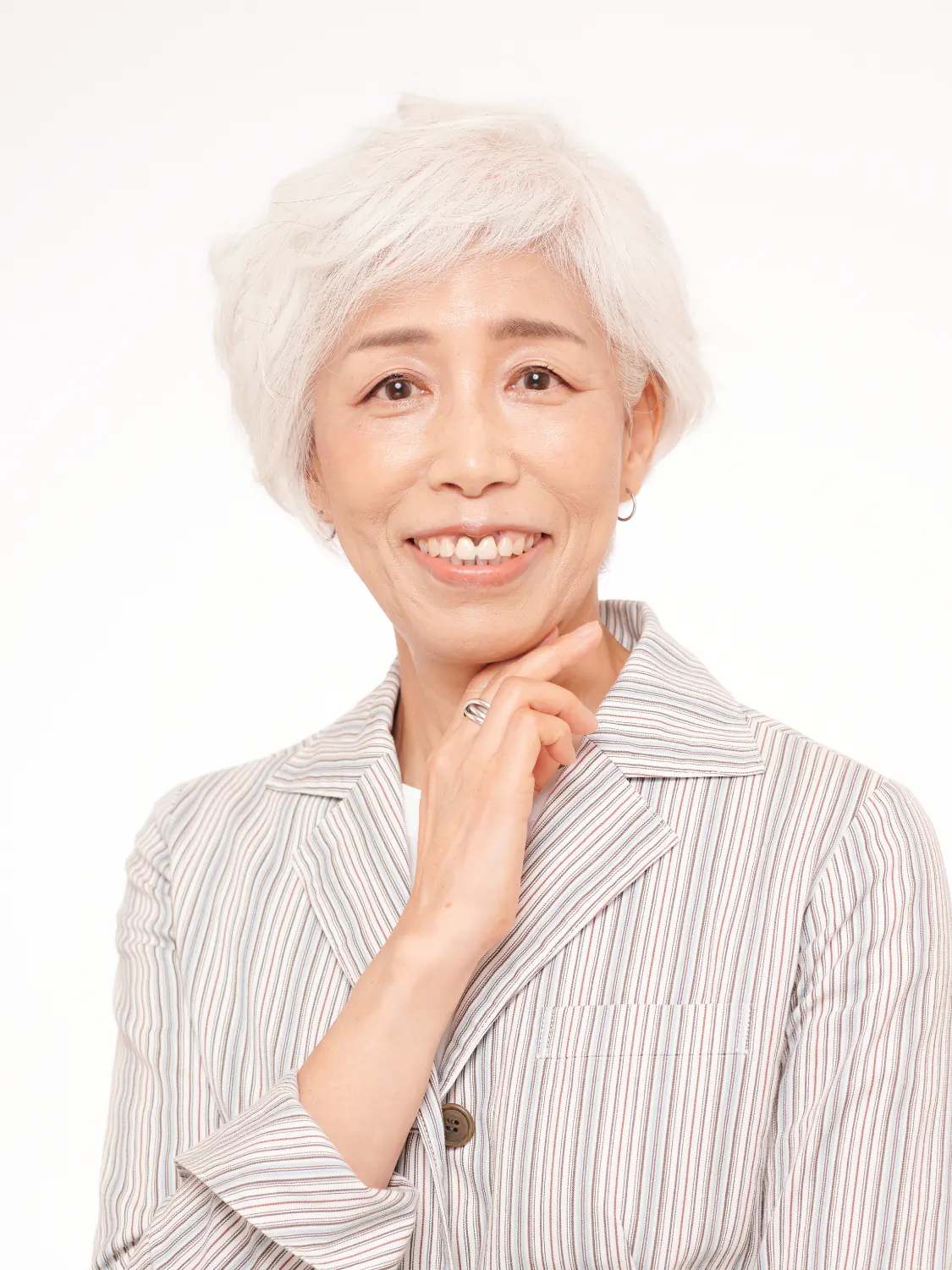 50代・60代のグレイヘアの方にオススメ◎アレンジパーマスタイル